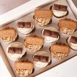 Lotus & Kinder Cupcakes