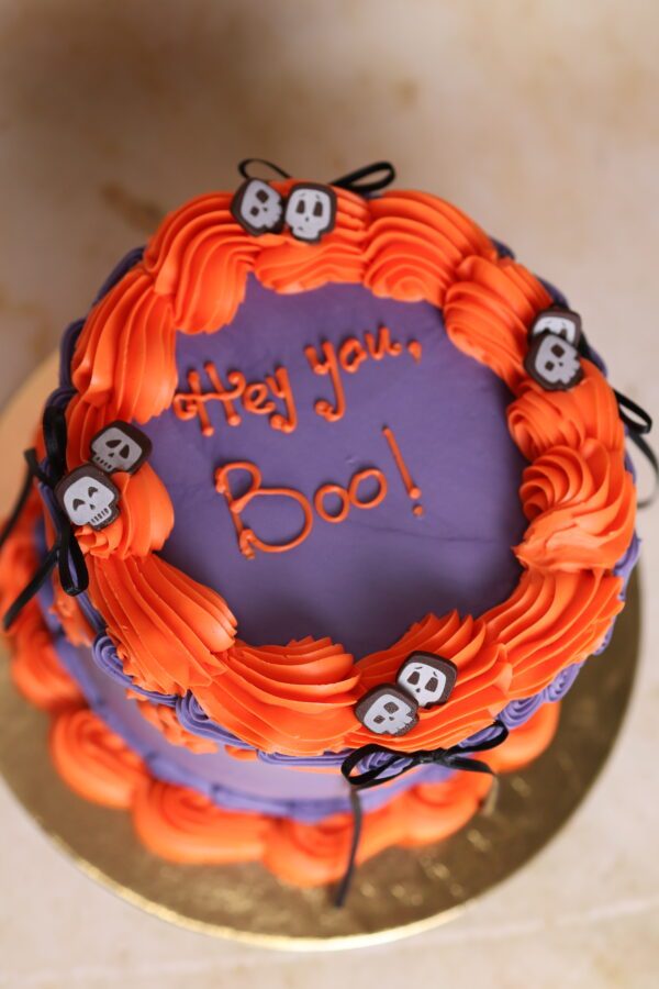 Boo! Vintage Cake - Image 2