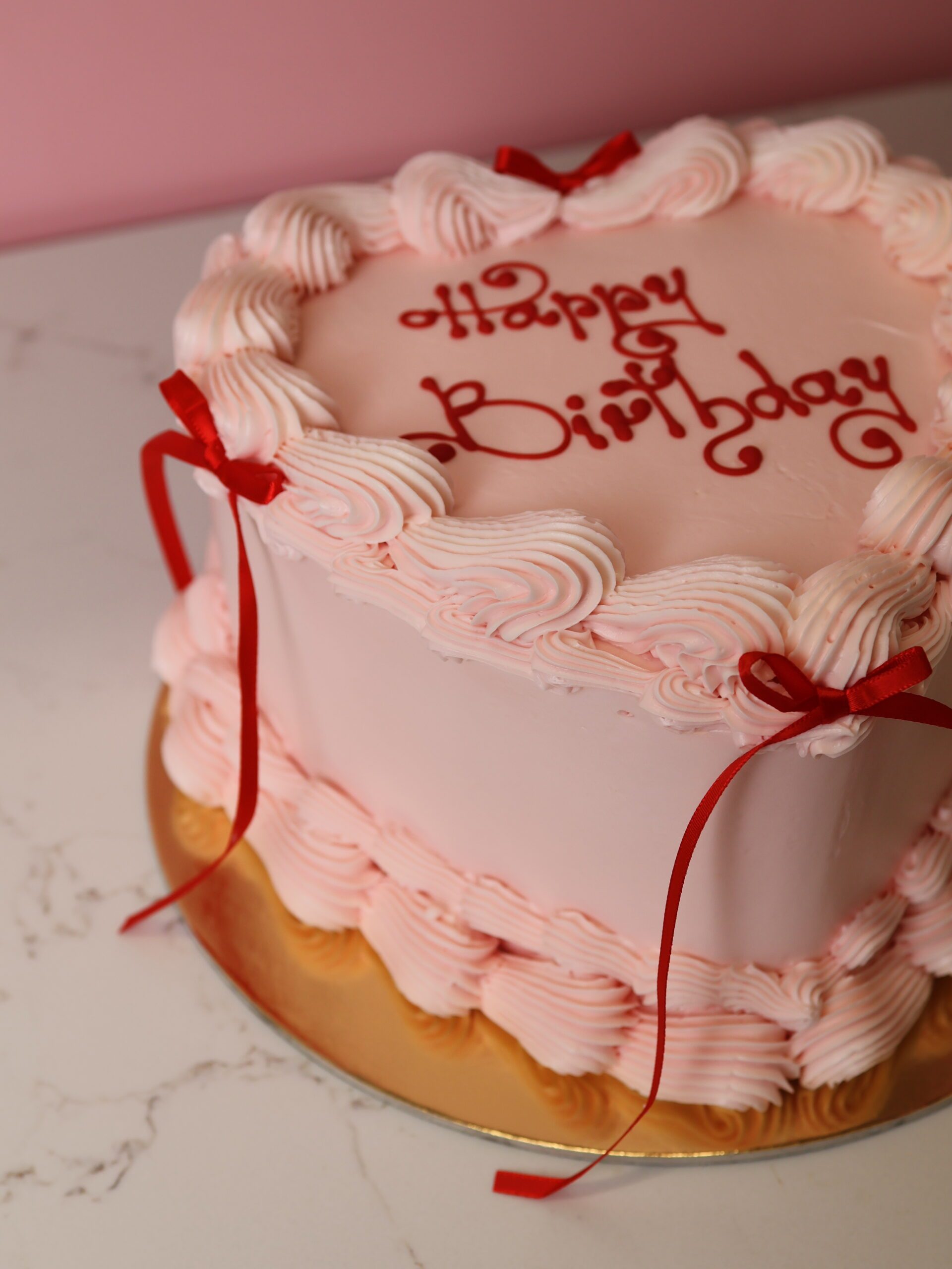 Luxury Vintage Heart Cake - Image 3